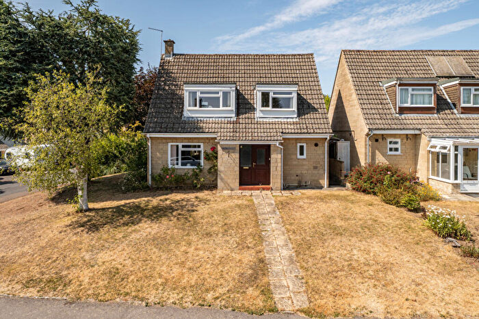 3 Bedroom Detached House For Sale In Churchill Way, Painswick, Stroud, GL6