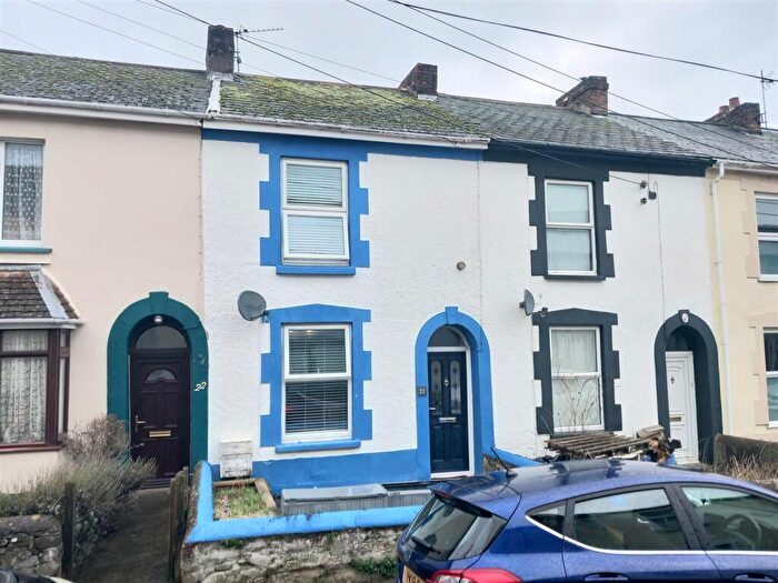 3 Bedroom Terraced House For Sale In Geneva Place, Bideford, EX39