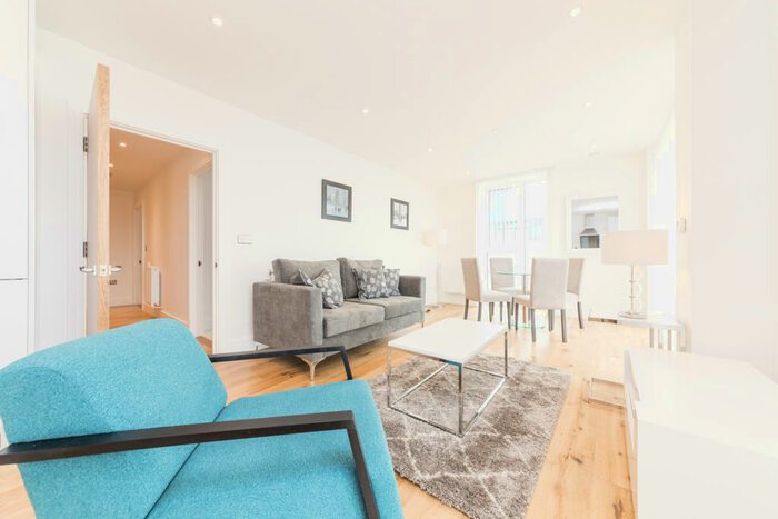 2 Bedroom Apartment To Rent In Thanet Tower, Caxton Street North, Canning Town, London, E16