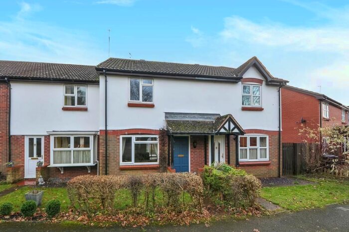 2 Bedroom Terraced House To Rent In Compton, Berkshire, RG20