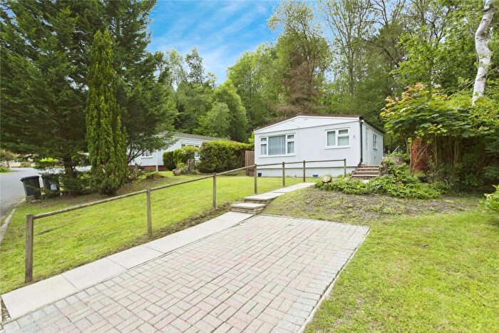 1 Bedroom Detached House For Sale In Woodpecker Way, Turners Hill Park, Turners Hill, Crawley, RH10