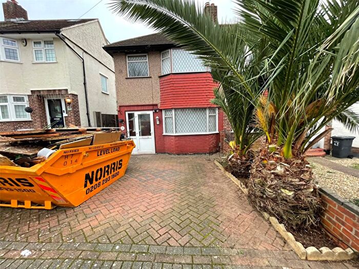 3 Bedroom End Terrace House To Rent In Oldstead Road, Bromley, BR1