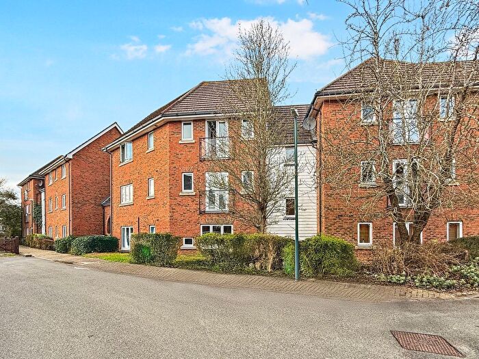 2 Bedroom Flat For Sale In Millers Drive, Great Notley, Braintree, CM77