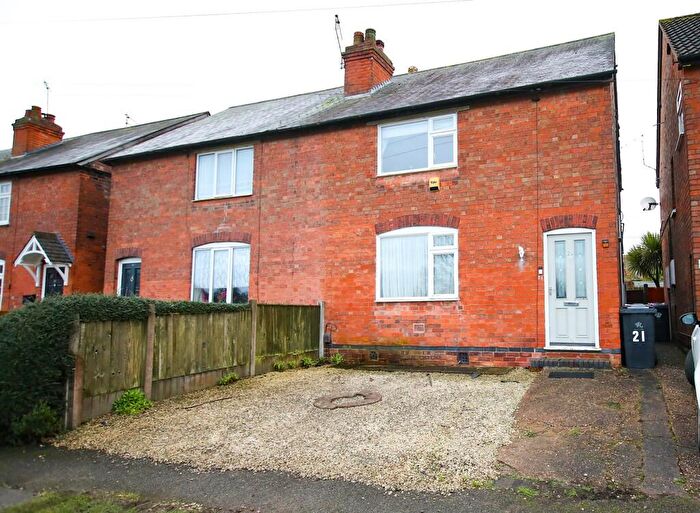 2 Bedroom Semi Detached House For Sale In Kirk Hill, Bingham, Nottingham, Nottinghamshire, NG13