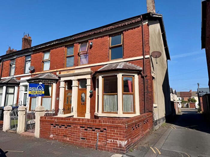 4 Bedroom Terraced House For Sale In Woodland Grove, Blackpool, FY3