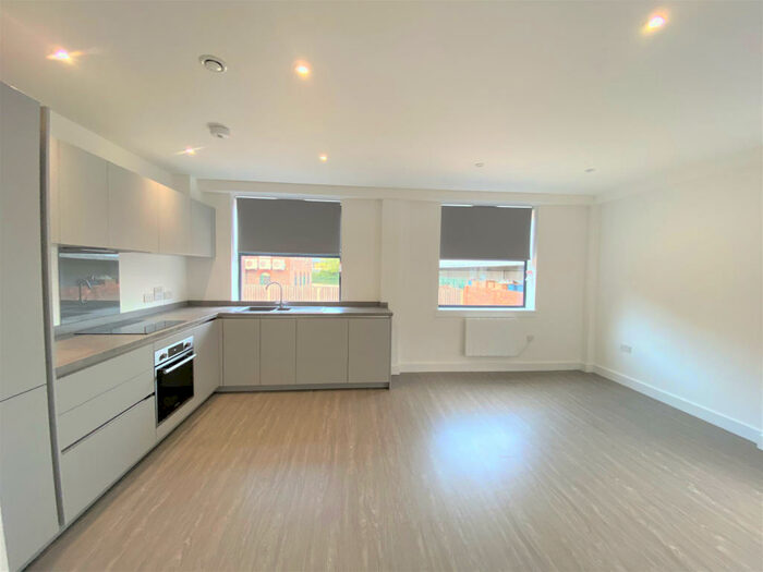 2 Bedroom Apartment To Rent In Homesdale Road, Bromley, BR2