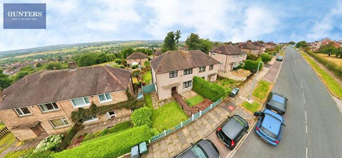 3 Bedroom Semi-Detached House For Sale In Saffron Drive, Allerton, Bradford, BD15
