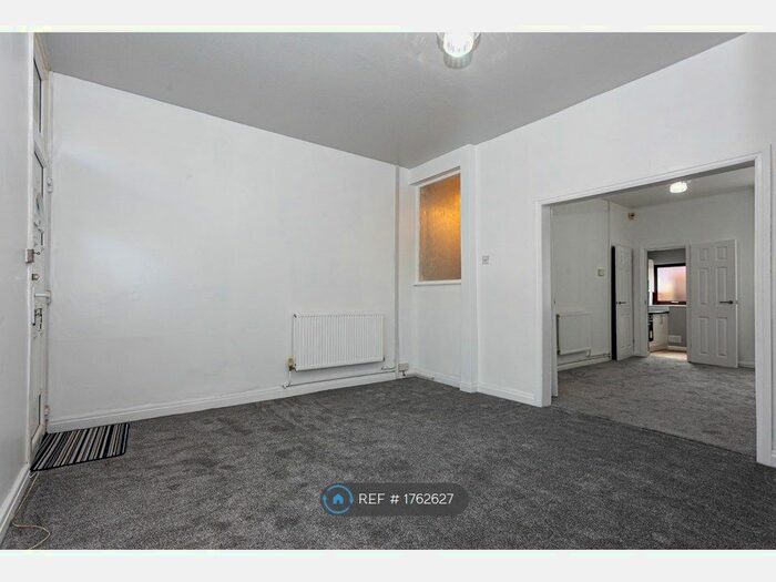 2 Bedroom Terraced House To Rent In Irlam Avenue, Eccles, Manchester, M30