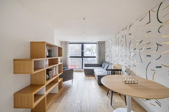 1 Bedroom Flat To Rent In Commercial Road, Aldgate East, E1