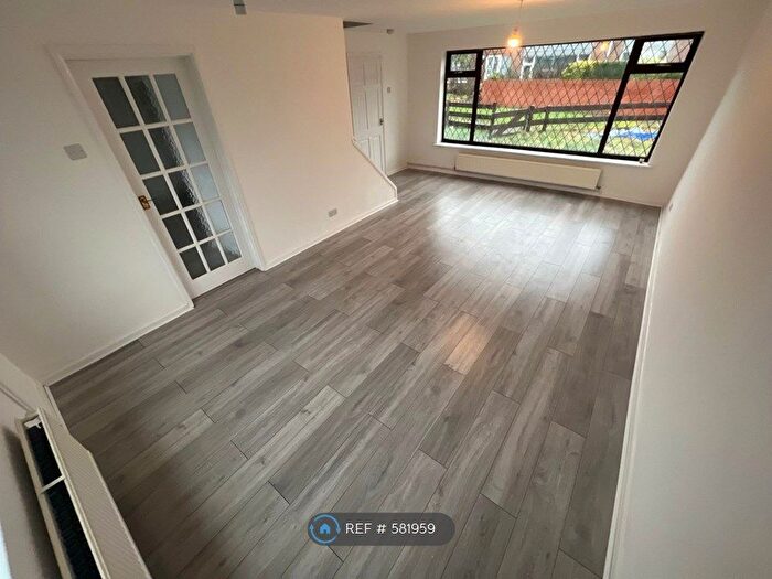 3 Bedroom Semi-Detached House To Rent In Radford Bridge Road, Nottingham, NG8