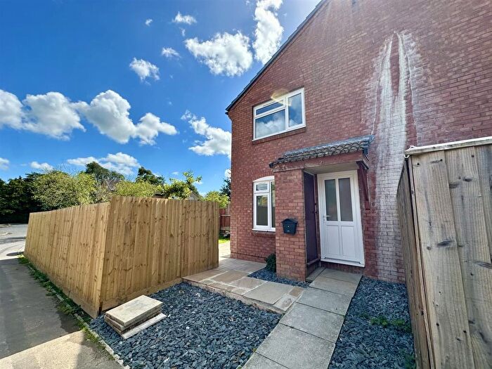 1 Bedroom End Terrace House To Rent In Colborne Close, Chippenham, SN15