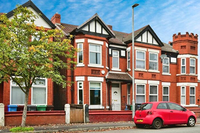 3 Bedroom Semi Detached House To Rent In Slade Lane, Manchester, Greater Manchester, M19