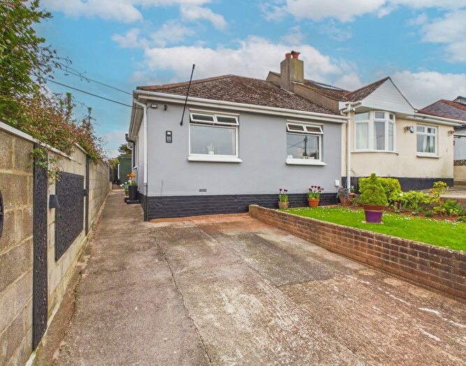 2 Bedroom Semi Detached Bungalow For Sale In Barton Avenue, Paignton, TQ3