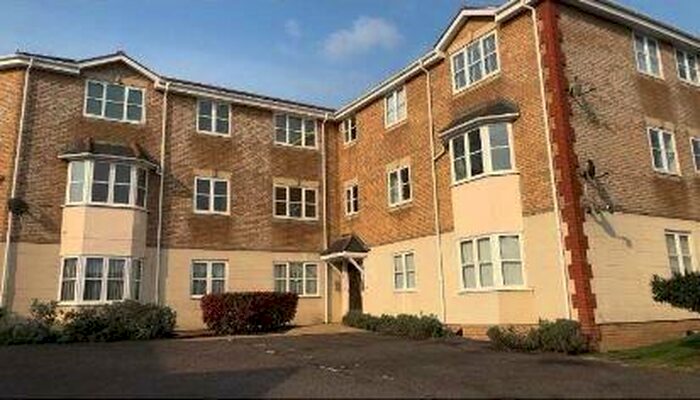1 Bedroom Flat To Rent In Foxwood Chase, Waltham Abbey, EN9