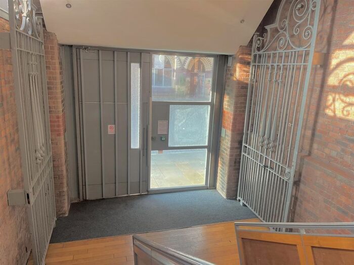 2 Bedroom Flat To Rent In Cornwallis Street, Liverpool, L1