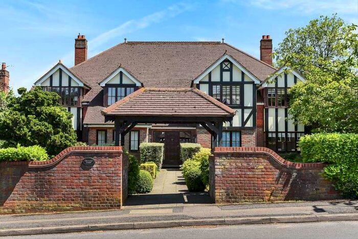 2 Bedroom Apartment To Rent In Orchard Court, Sandy Lodge Way, HA6