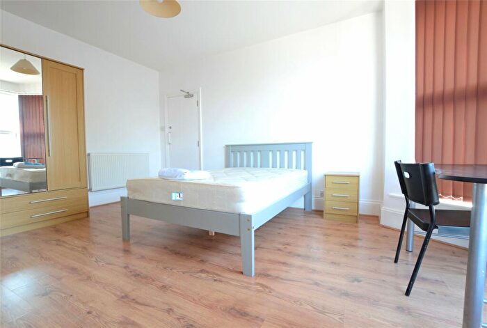 6 Bedroom Terraced House To Rent In Kingsholm Road, Gloucester, GL1