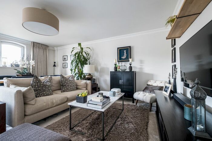 2 Bedroom Flat To Rent In Scotts Sufferance Wharf, Mill Street, SE1