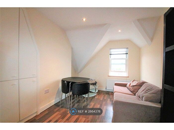 1 Bedroom Flat To Rent In Ledbury Road, Croydon, CR0