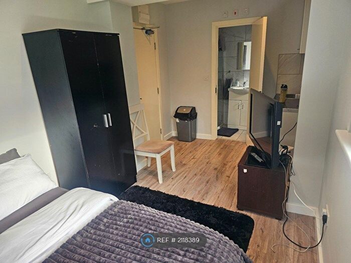 Studio To Rent In Star Lane, Orpington, BR5