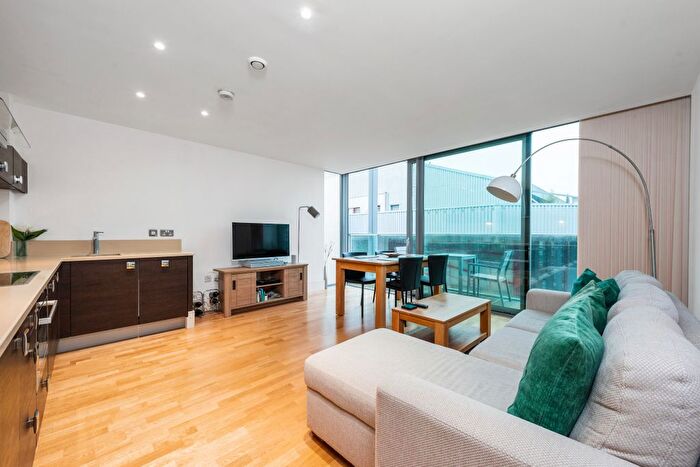 1 Bedroom Flat To Rent In Highbury Stadium Square, London, N5