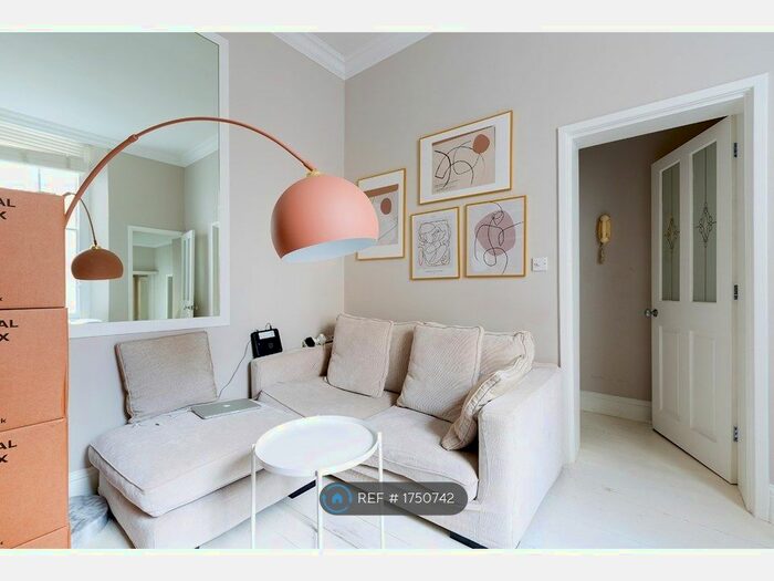 2 Bedroom Flat To Rent In Westbourne Terrace, London, W2