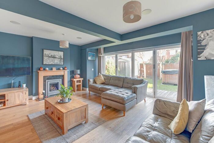 5 Bedroom Detached House For Sale In Bromsgrove Road, Studley, Warwickshire, B80