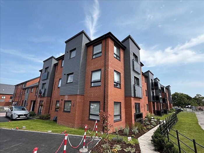 2 Bedroom Apartment To Rent In Joseph Crescent, Solihull, B90