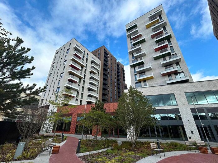 1 Bedroom Flat To Rent In Carter House, Maidenhead, SL6