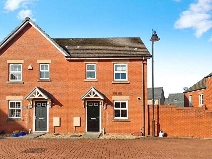 3 Bedroom Property To Rent In Gerddi`R Briallu, Coity, Bridgend, CF35