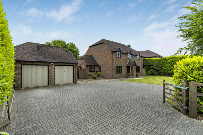 4 Bedroom Detached House For Sale In Wantage Road, Rowstock, Harwell, OX11