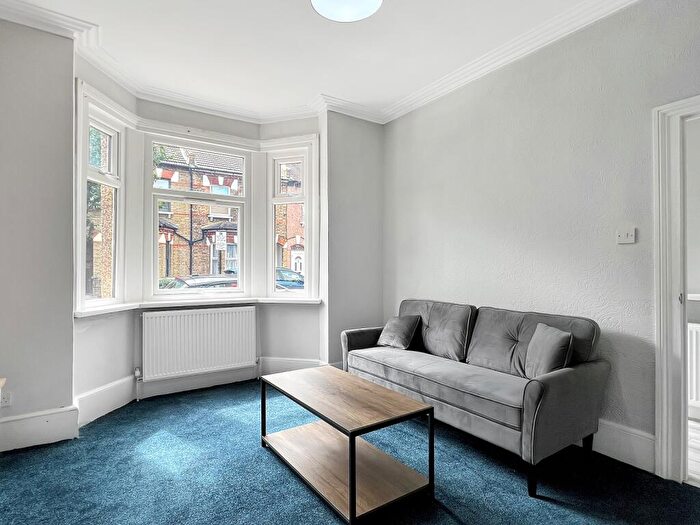 4 Bedroom Terraced House To Rent In Keogh Road, Stratford, London., E15