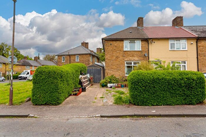 2 Bedroom End Of Terrace House To Rent In Glastonbury Road, Morden, SM4