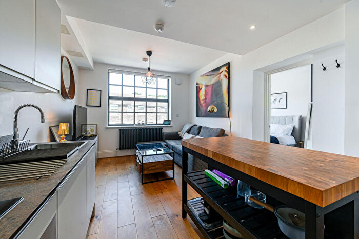 1 Bedroom Flat For Sale In Woodrow, Woolwich, London, SE18