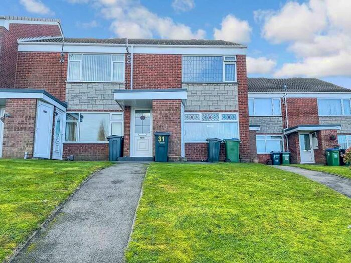 1 Bedroom Flat To Rent In Red Lion Close, Tividale, Oldbury, B69