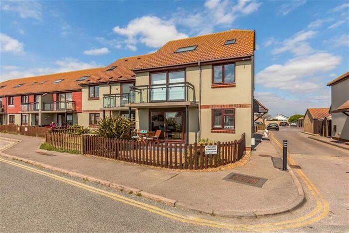 2 Bedroom Flat To Rent In Flat Armada Court, East Bracklesham Drive, Bracklesham Bay, West Sussex, PO20