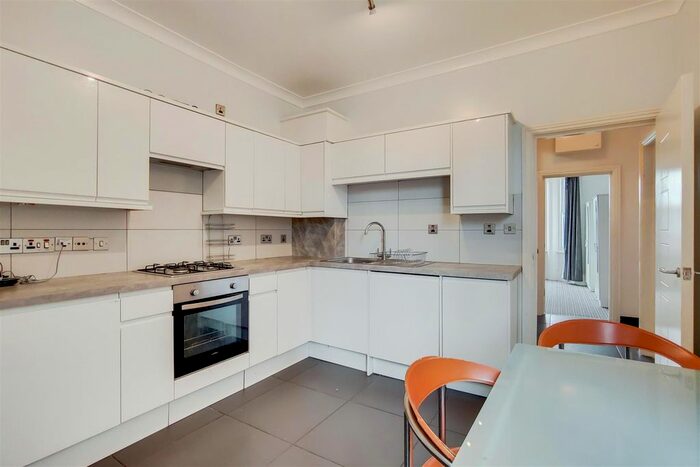 1 Bedroom Flat To Rent In Kingwood Road, London, SW6