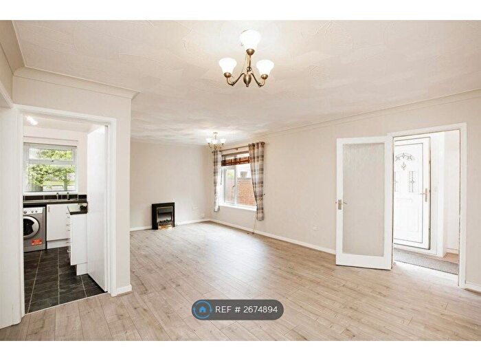 2 Bedroom Flat To Rent In Fleet Way, Didcot, OX11