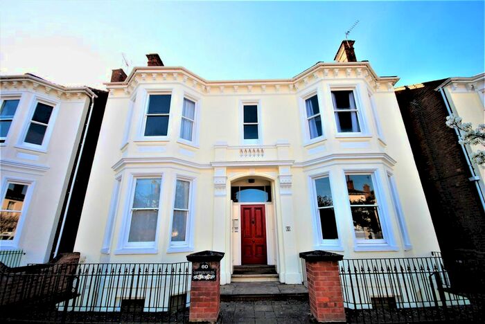 1 Bedroom Flat To Rent In , Russell Terrace, Leamington Spa, CV31