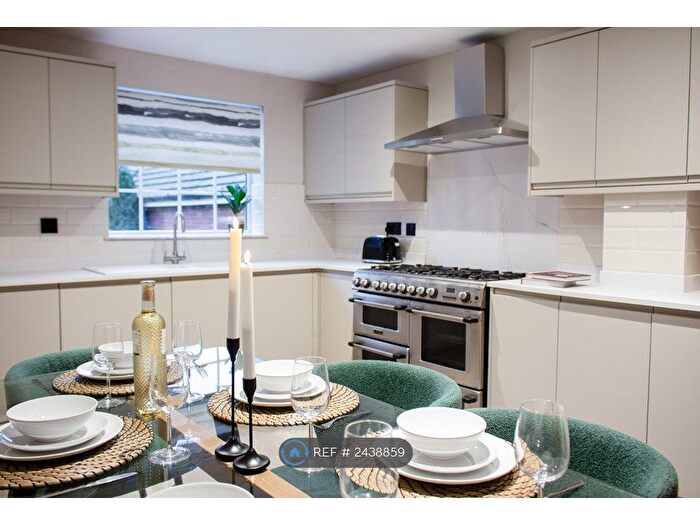 6 Bedroom Detached House To Rent In Chirk Close, Newport, Wales, NP10