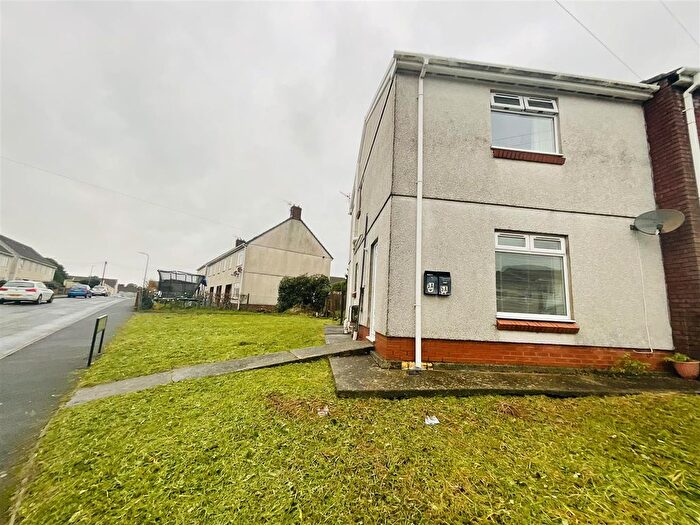 1 Bedroom Flat For Sale In Sandfield Road, Burry Port, SA16