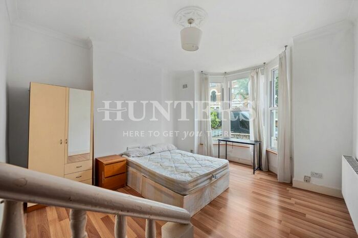 3 Bedroom Flat To Rent In Digby Crescent, Finsbury Park, N4