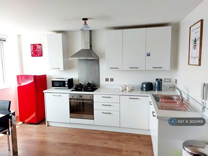 Studio To Rent In Marco Island, Nottingham, NG1