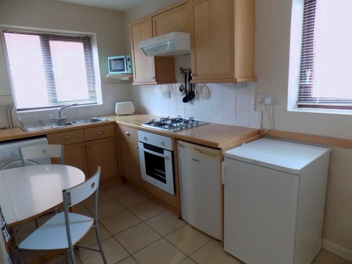 2 Bedroom Flat To Rent In Abernethy Square, Maritime Quarter, Swansea, SA1