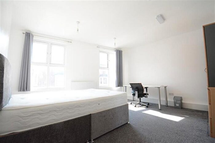 1 Bedroom Flat To Rent In A Alfreton Road, NG7