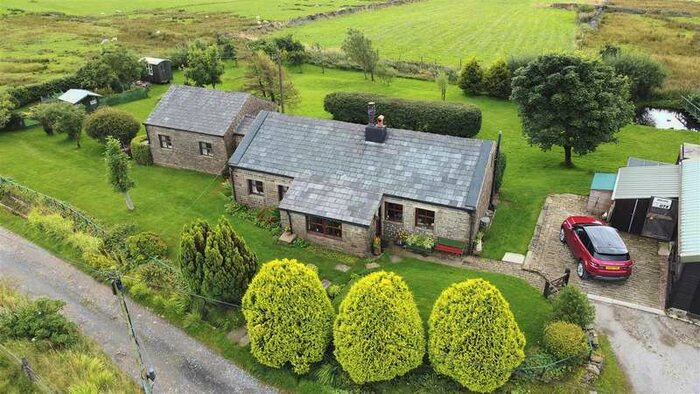 4 Bedroom Farmhouse For Sale In Wigg Farm, Blackshaw Head, Blackshaw Head, Hebden Bridge, HX7