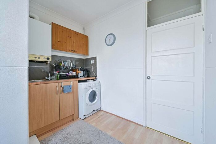 1 Bedroom Flat For Sale In Boundary Road, St John's Wood, London, NW8