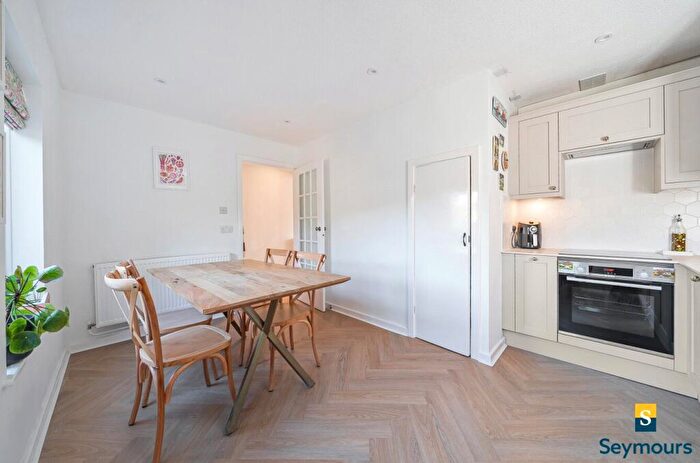 3 Bedroom End Of Terrace House For Sale In Garden Close, Shamley Green, Guildford, Surrey, GU5