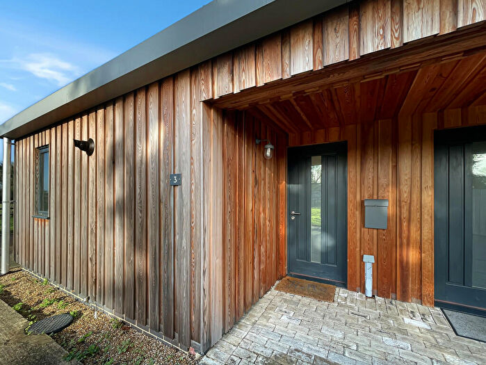 3 Bedroom Barn Conversion To Rent In Brook Road, Thriplow, SG8