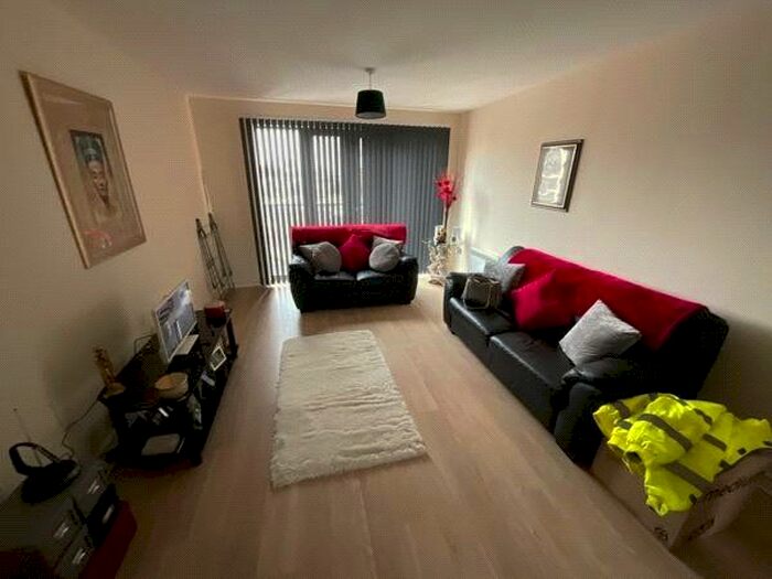 1 Bedroom Flat To Rent In Albion Street, Wolverhampton, West Midlands, WV1